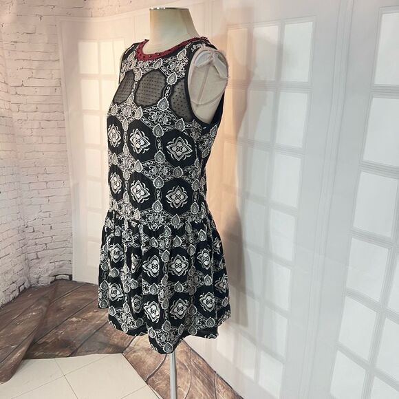Free People Black White Nights Embroidered Sleeveless Mini Dress Size Small - Picture 5 of 13
